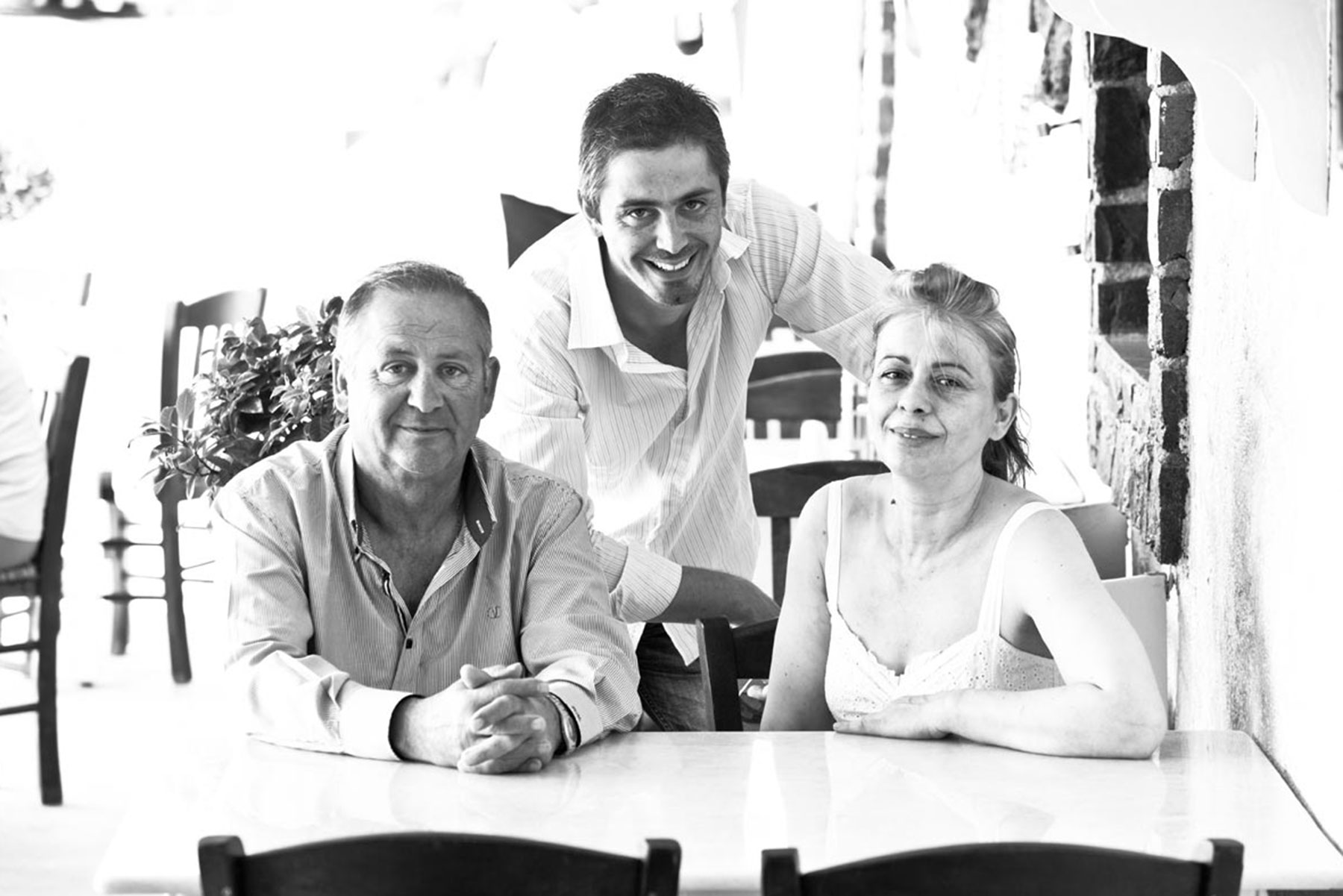 our story sunset ammoudi santorini taverna oia greece 1