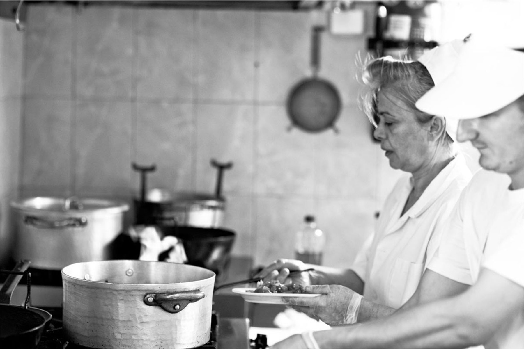 our story sunset ammoudi santorini taverna oia greece 3