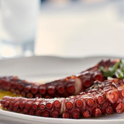 sunset ammoudi taverna oia santorini greece 2